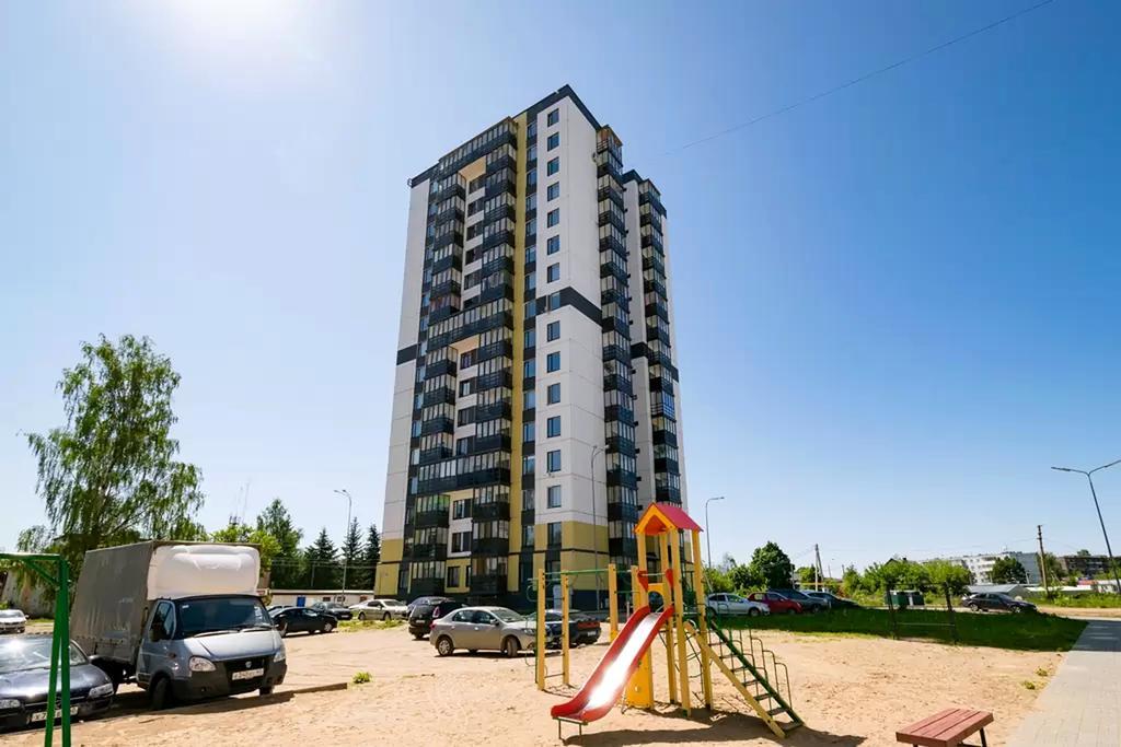 Apartments On Izhorskogo Batalyona Pskov Exteriör bild